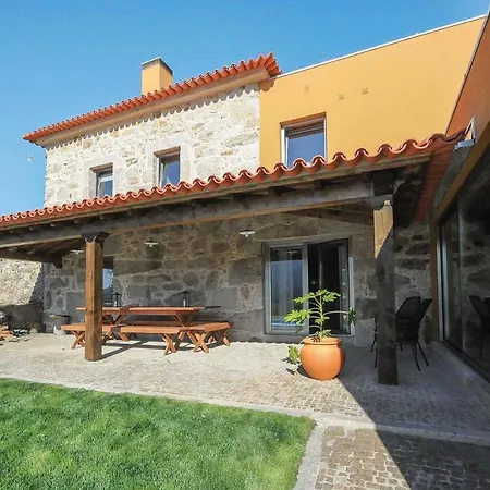 Casa De Eiro