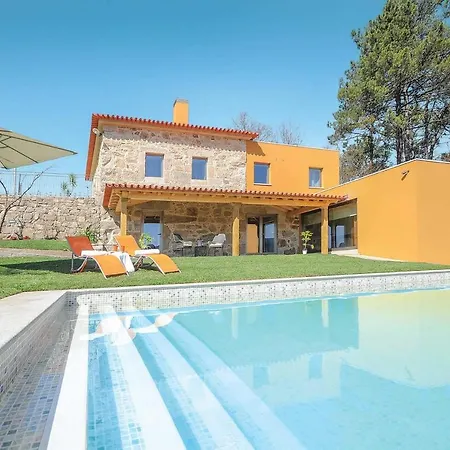 Casa De Eiro